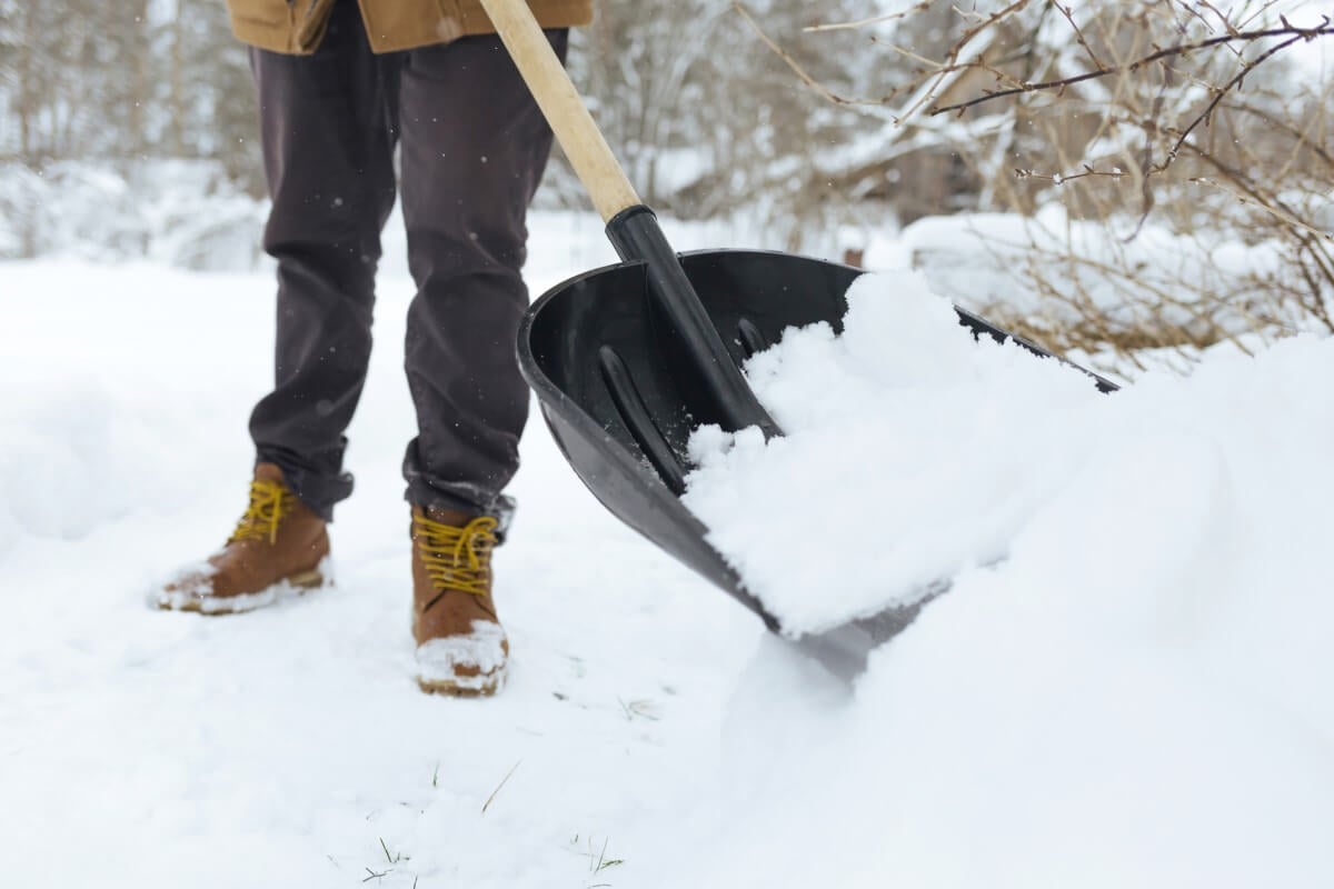 How To Be Safe Shoveling Snow: 7 Tips