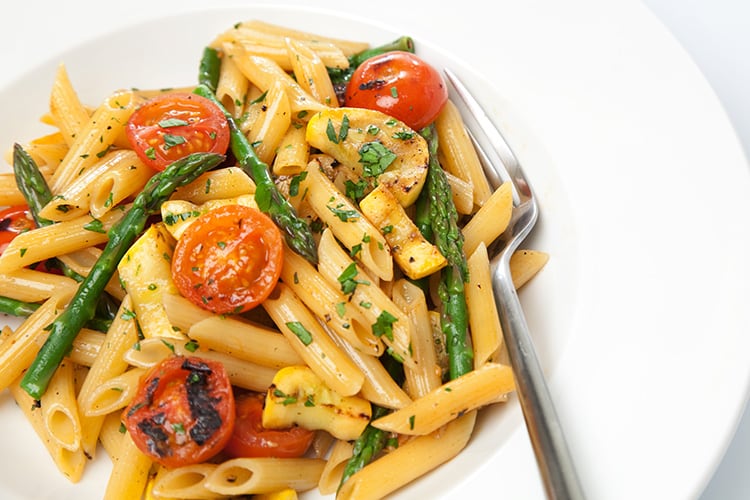 Penne Pasta with Asparagus and Cherry Tomatoes